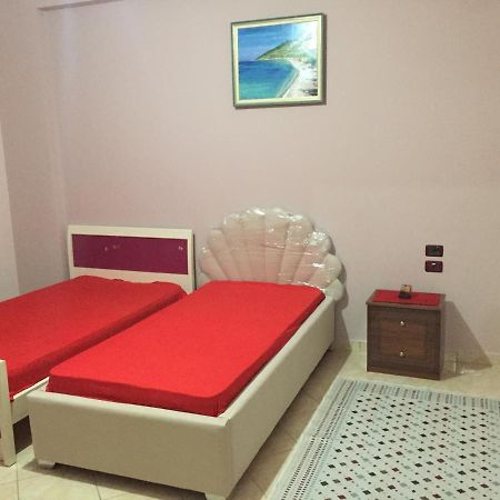 Seaside Apartment With Two Bedrooms Vlorë 外观 照片