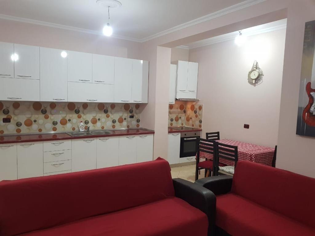 Seaside Apartment With Two Bedrooms Vlorë 外观 照片